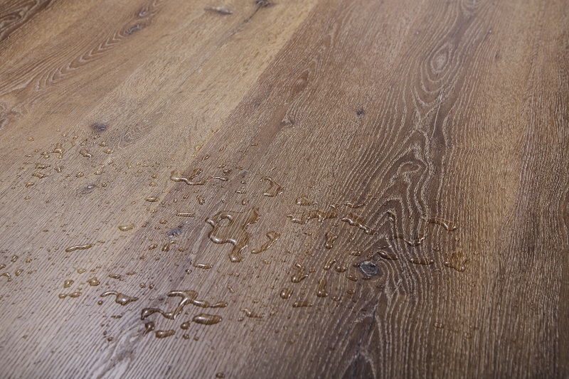 How To Tell If Your Laminate Floor Has, Laminate Wood Flooring Water Damage